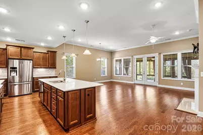 6313 Good News Drive, Charlotte, NC 28215 - Photo 9