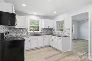 403 Brookgreen Dr, Monroe, NC 28112 - Photo 11