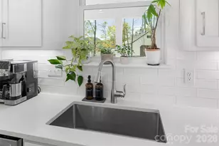 13810 Derby Farm Ln, Charlotte, NC 28278 - Photo 17