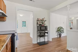 6223 Macon St, Charlotte, NC 28208 - Photo 15