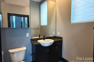 333 W Trade St, Charlotte, NC 28202 - Photo 9