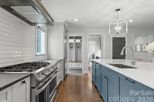 1843 Maryland Ave, Charlotte, NC 28209 - Photo 3
