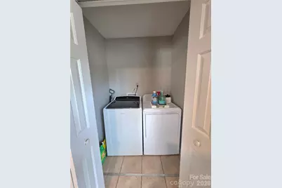 220 E Alabama Avenue, Bessemer City, NC 28016 - Photo 17