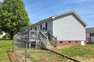 220 E Alabama Ave, Bessemer City, NC 28016 - Photo 3