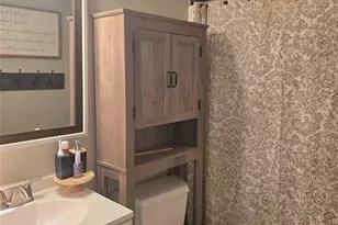 220 E Alabama Ave, Bessemer City, NC 28016 - Photo 25
