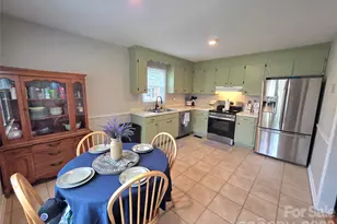 220 E Alabama Ave, Bessemer City, NC 28016 - Photo 11