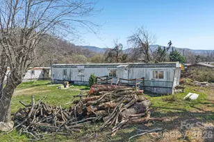 88 Brook St, Waynesville, NC 28786 - Photo 3