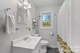 103 Bidwell St, Franklin, NC 28734 - Photo 11