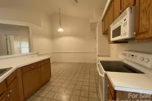 6213 Nevin Rd, Charlotte, NC 28262 - Photo 3