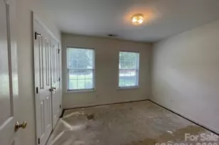 6213 Nevin Rd, Charlotte, NC 28262 - Photo 9