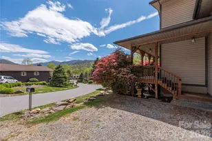 129 Valley Creek Dr, Maggie Valley, NC 28751 - Photo 3