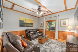 129 Valley Creek Dr, Maggie Valley, NC 28751 - Photo 7