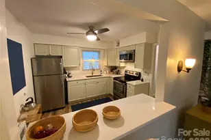 101 Boyd Dr, Flat Rock, NC 28731 - Photo 13