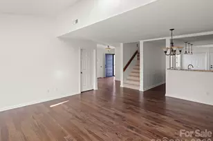 141 Deerlake Dr, Asheville, NC 28803 - Photo 5