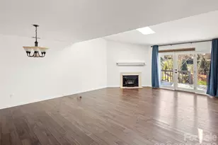 141 Deerlake Dr, Asheville, NC 28803 - Photo 3