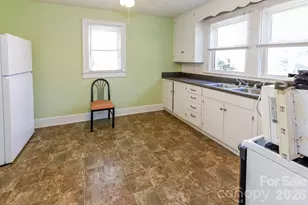 114 S Mitchell St, Rutherfordton, NC 28139 - Photo 25