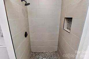 27070 Catamaran Dr, Fort Mill, SC 29708 - Photo 25