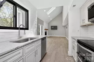 27070 Catamaran Dr, Fort Mill, SC 29708 - Photo 13