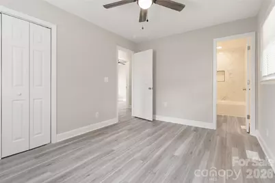 6726 Barrington Drive, Charlotte, NC 28215 - Photo 15