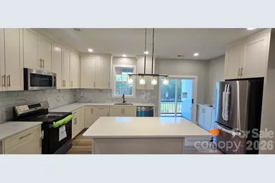 416 Whitmore Street SE, Lenoir, NC 28645 - Photo 3