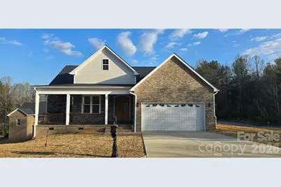 416 Whitmore Street SE, Lenoir, NC 28645 - Photo 1