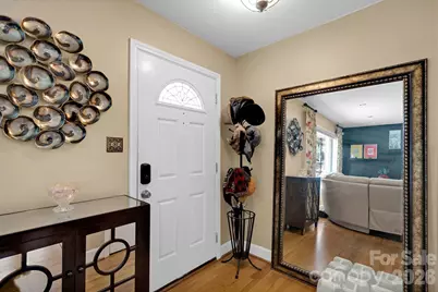 6616 Highbrook Drive, Charlotte, NC 28212 - Photo 7