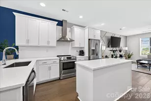 7017 Loso Cmns Wy, Charlotte, NC 28217 - Photo 11