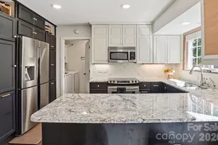 19 King Haigler Chase St, Lake Wylie, SC 29710 - Photo 9