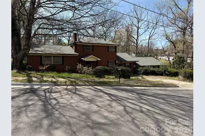 516 S Green Street, Statesville, NC 28677 - Photo 1