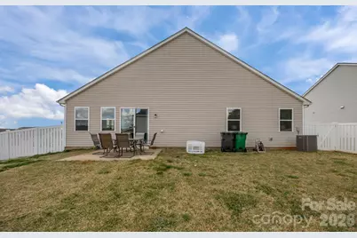 7902 Meridale Forest Drive, Charlotte, NC 28269 - Photo 33