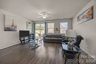 7902 Meridale Forest Dr, Charlotte, NC 28269 - Photo 25