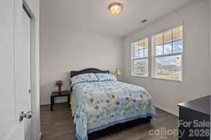 7902 Meridale Forest Dr, Charlotte, NC 28269 - Photo 9