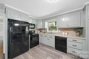 3244 25th St Ct NE, Hickory, NC 28601 - Photo 19