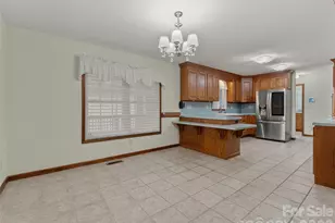 476 Jackson Loop Rd, Flat Rock, NC 28731 - Photo 7