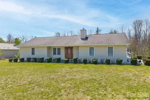 476 Jackson Loop Rd, Flat Rock, NC 28731 - Photo 1