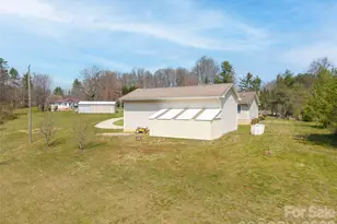 476 Jackson Loop Rd, Flat Rock, NC 28731 - Photo 25