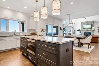 98 Rock Cliff Way, Hendersonville, NC 28791 - Photo 15