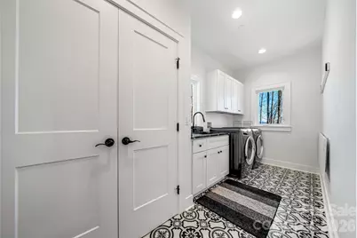 98 Rock Cliff Way, Hendersonville, NC 28791 - Photo 21