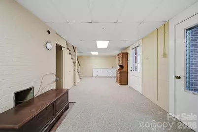 1064 6th Avenue NW, Hickory, NC 28601 - Photo 35