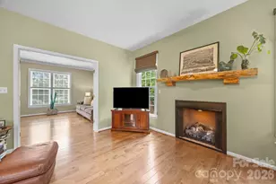 200 Windsor Forest Cir, Fletcher, NC 28732 - Photo 13