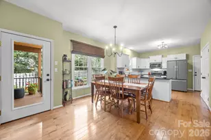 200 Windsor Forest Cir, Fletcher, NC 28732 - Photo 15