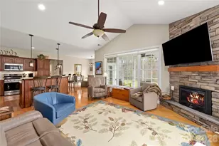 1123 King George Ct, Lenoir, NC 28645 - Photo 21