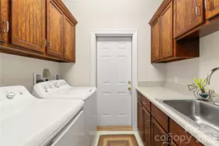 1123 King George Ct, Lenoir, NC 28645 - Photo 33