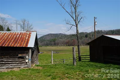 316 Lewis Fork Baptist Church Road, Purlear, NC 28665 - Photo 17
