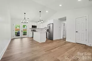 10237 Cairnsmore Pl, Mint Hill, NC 28227 - Photo 9