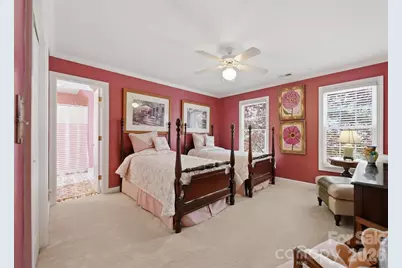 3704 8th Street Place NW, Hickory, NC 28601 - Photo 27