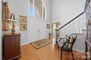 3704 8th St Pl NW, Hickory, NC 28601 - Photo 3