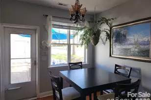 15404 Crossing Gate Dr, Cornelius, NC 28031 - Photo 7