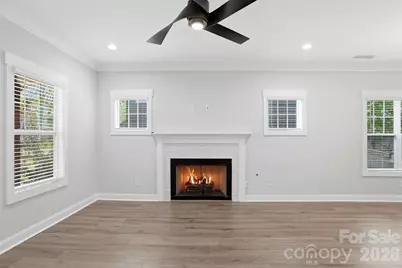 302 Lima Avenue, Charlotte, NC 28208 - Photo 7