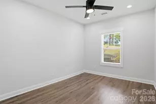 302 Lima Ave, Charlotte, NC 28208 - Photo 17